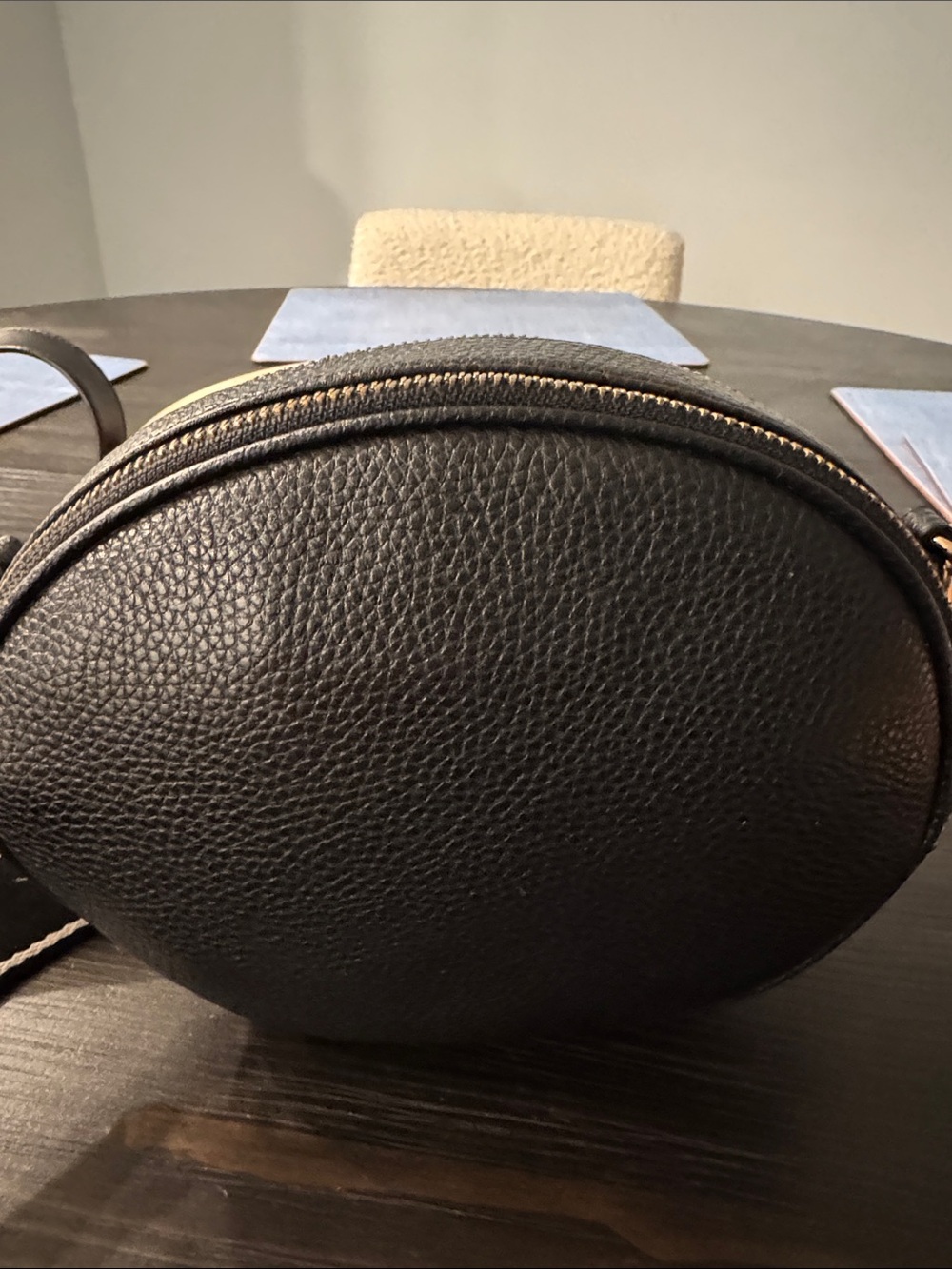 Marc Jacobs Black Pebbled Leather Round Crossbody with Gold Hardware - Picture 3 of 8